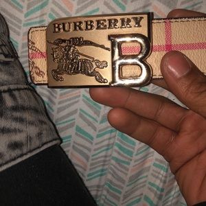 Burberry belt
